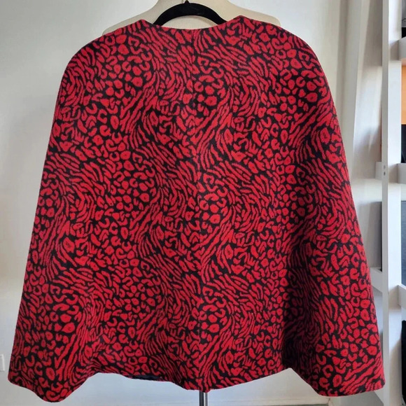 FOCUS 2000 Red/Black Women’s Fall Animal Print Poncho (Size: S/M) - Picture 6 of 16